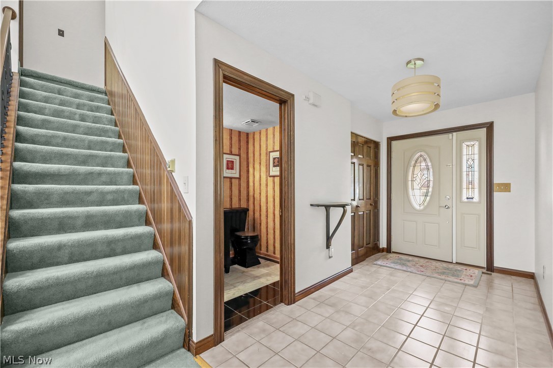 113 Olson Spur Property Photo 4