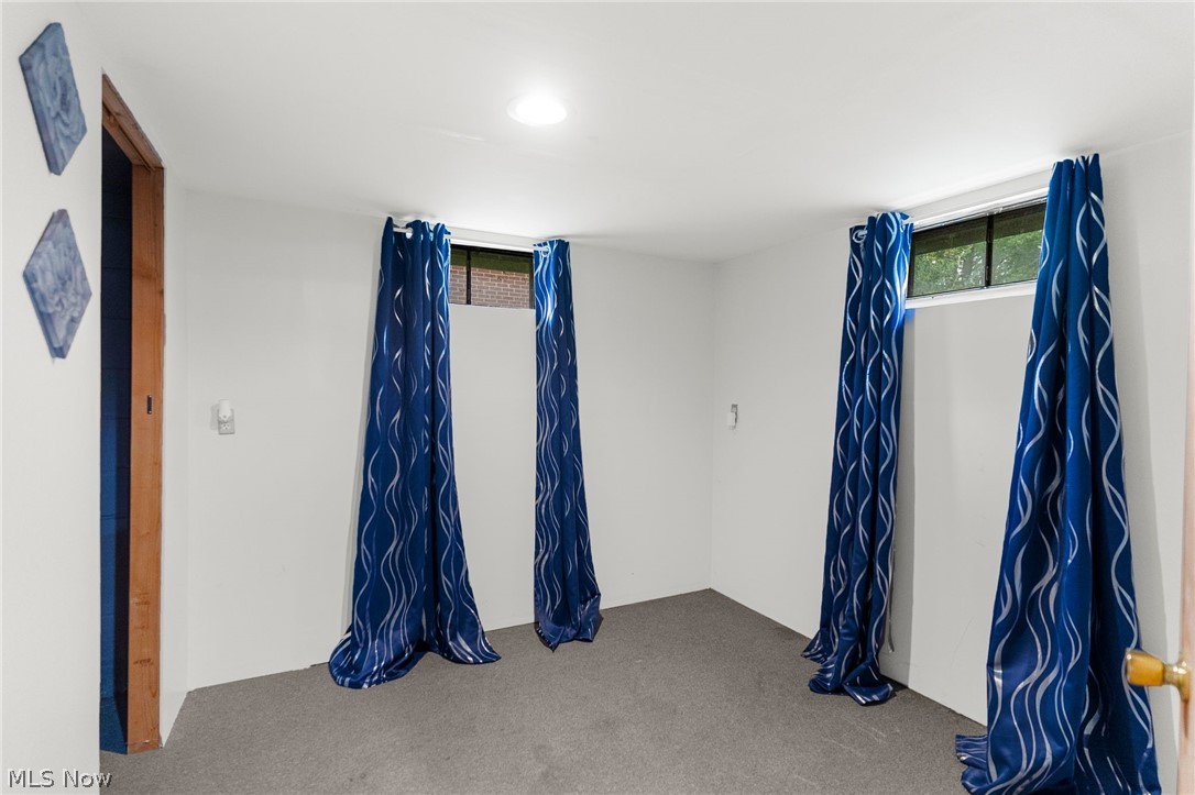 542 6th Street Property Photo 23