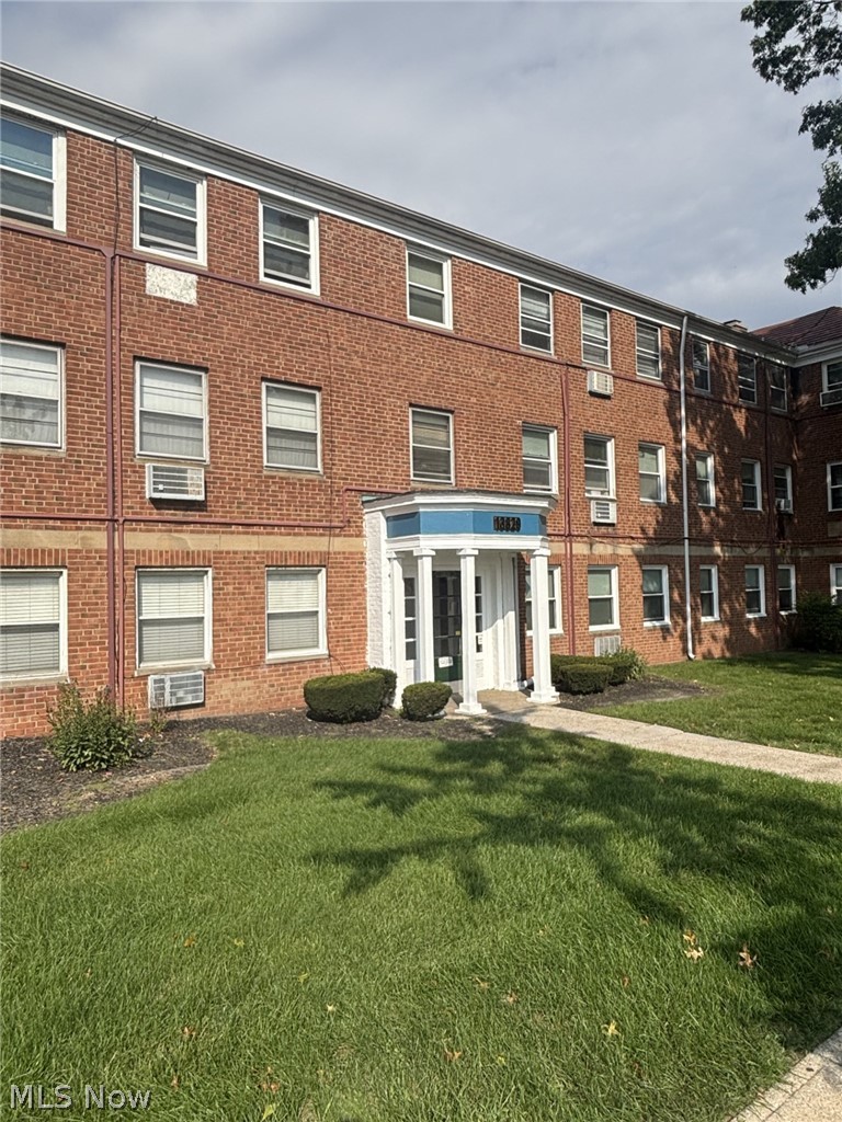 13829 Cedar Road 306A