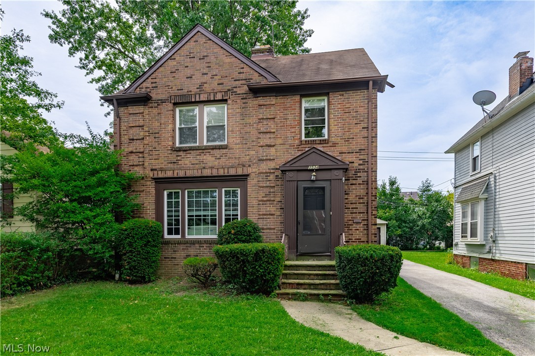 3534 Bainbridge Road Property Photo 1