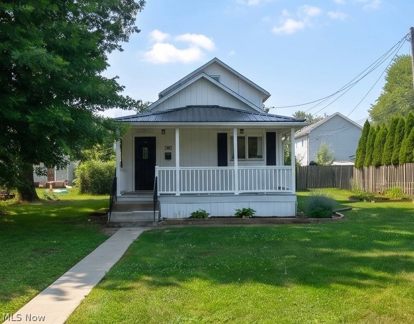 368 4th Drive NW