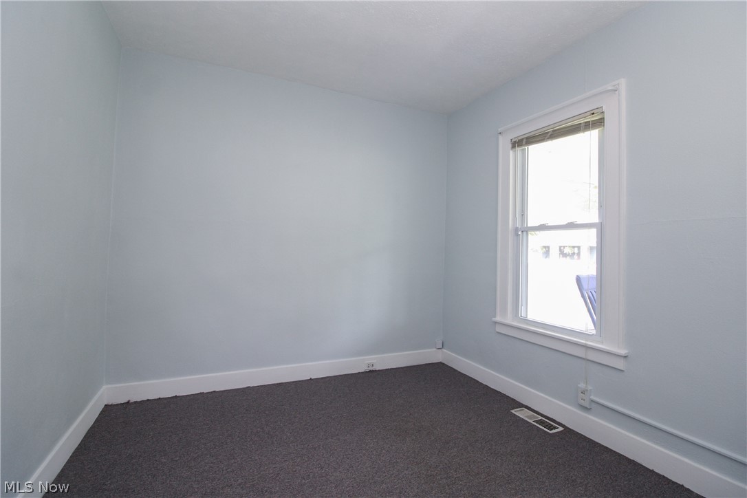 1069 Raymond Street Nw Property Photo 11