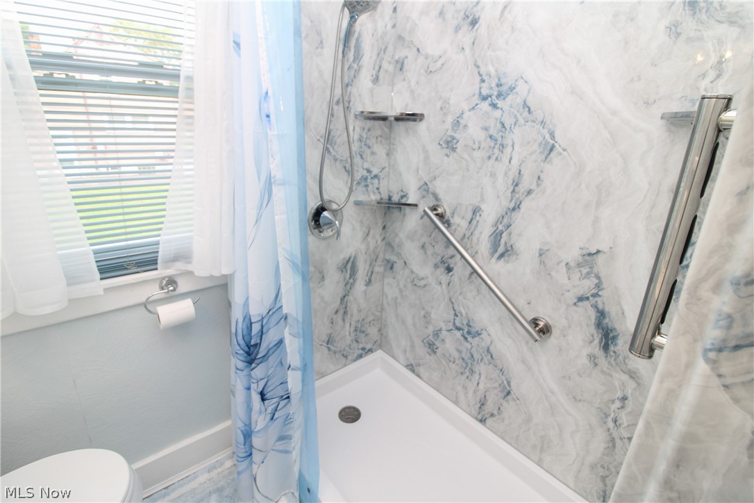 1069 Raymond Street Nw Property Photo 18