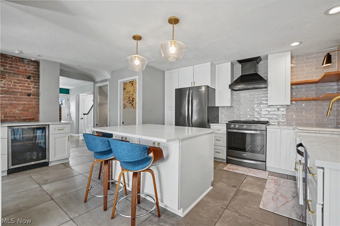 20060 Parkview Avenue Property Photo 2