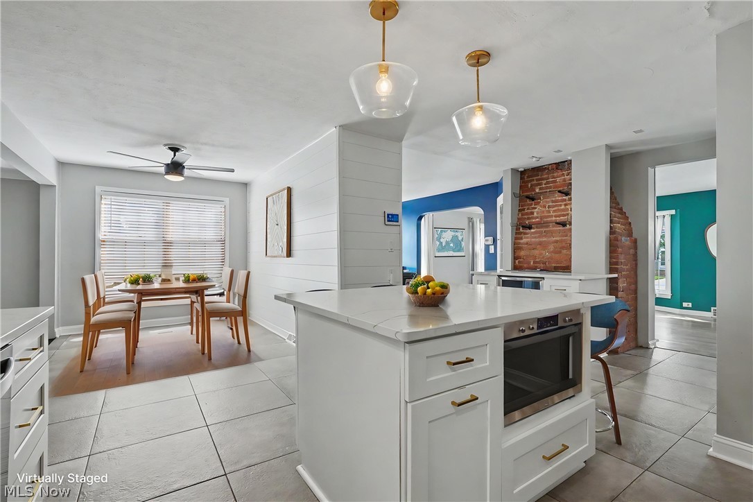 20060 Parkview Avenue Property Photo 4