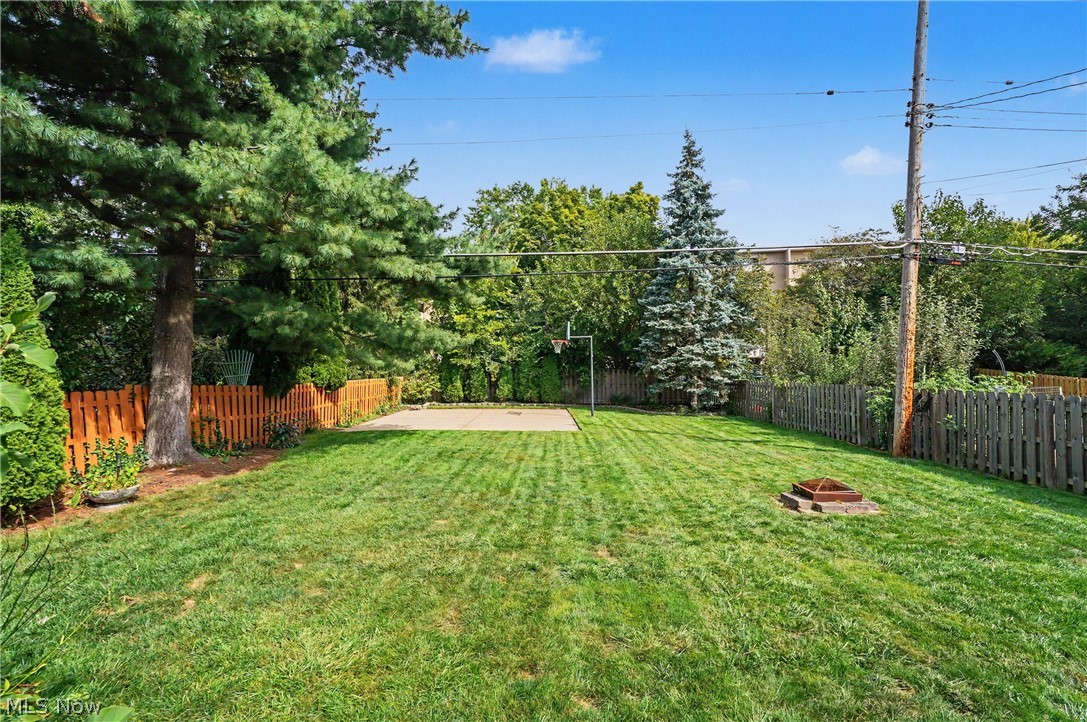 20060 Parkview Avenue Property Photo 14