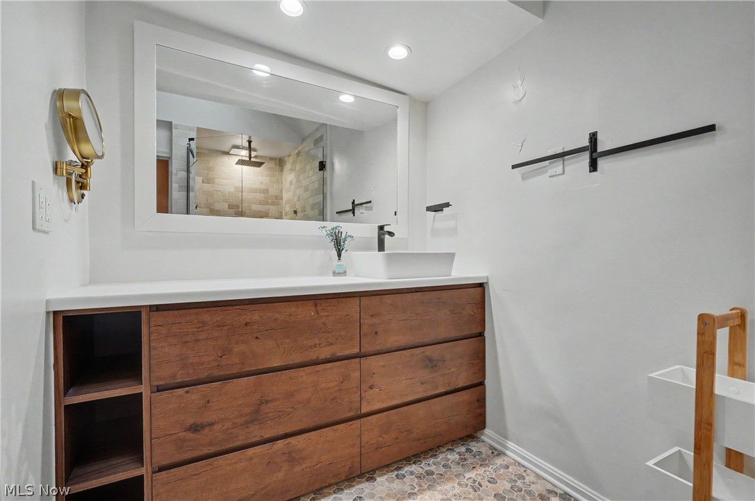20060 Parkview Avenue Property Photo 46