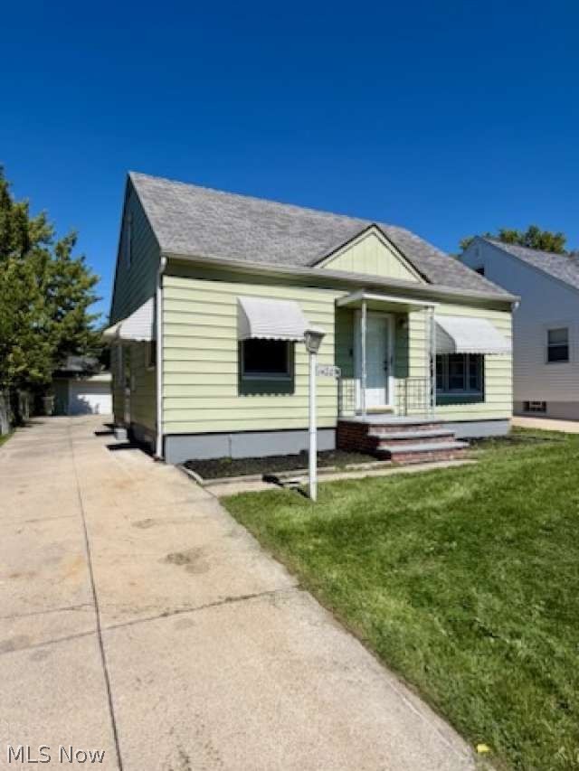 14207 Tabor Avenue Property Photo 1