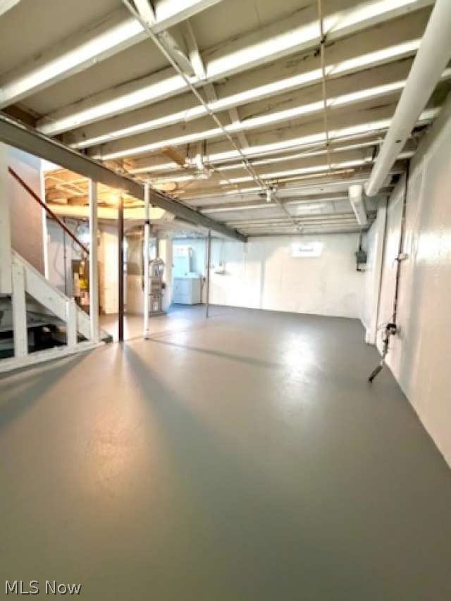 14207 Tabor Avenue Property Photo 8
