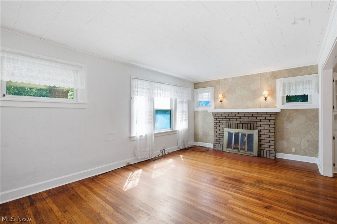 38905 Gardenside Drive Property Photo 7