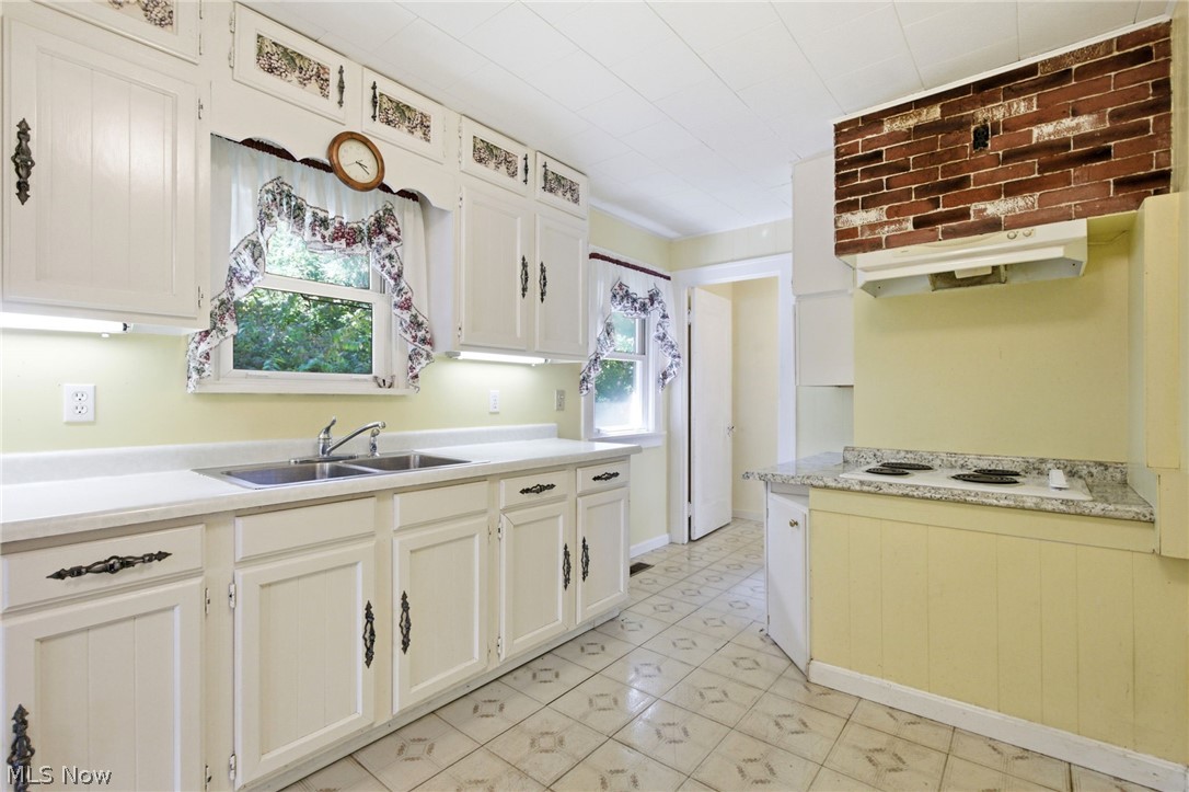 38905 Gardenside Drive Property Photo 12