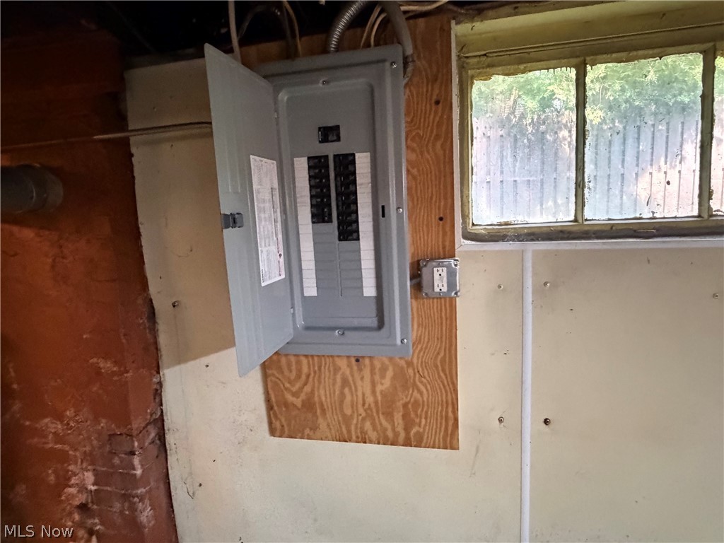 38905 Gardenside Drive Property Photo 27