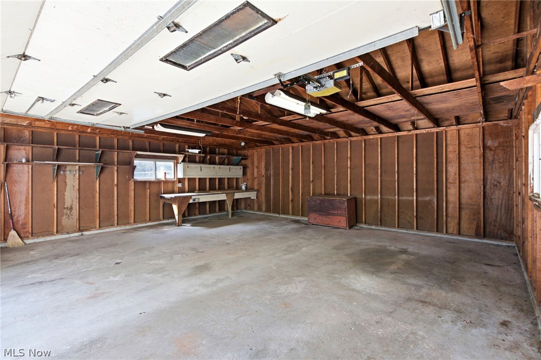 38905 Gardenside Drive Property Photo 32