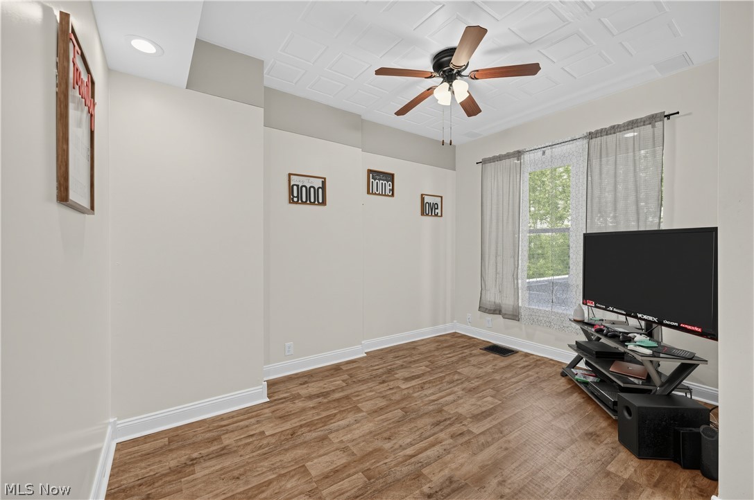 6 Hillcrest Drive Property Photo 24