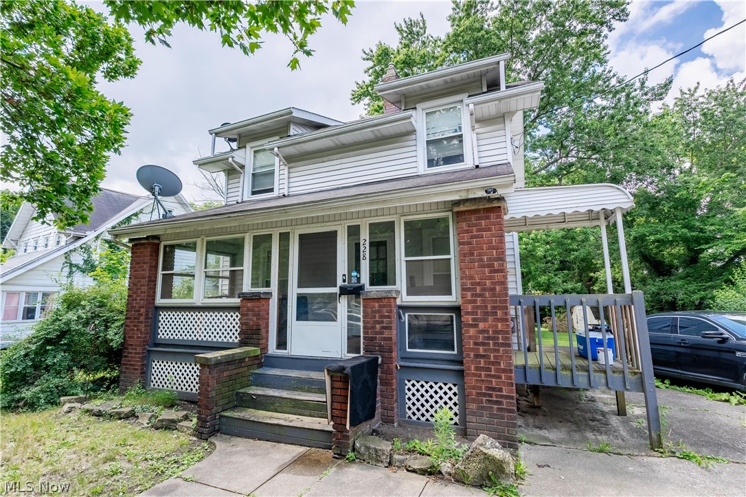 228 Para Avenue Property Photo 3