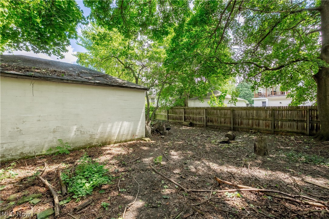 228 Para Avenue Property Photo 8