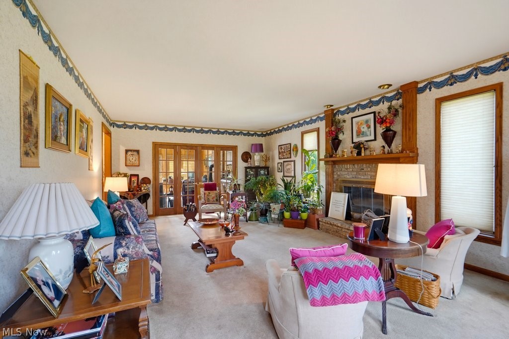 18079 Davis Road Property Photo 5