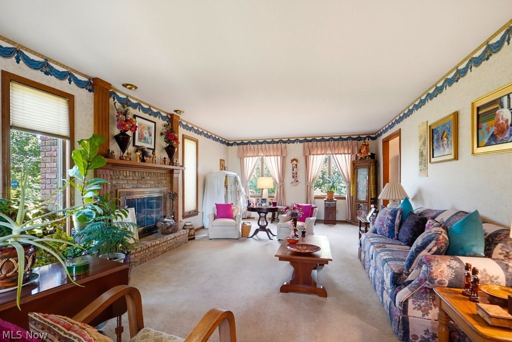 18079 Davis Road Property Photo 7