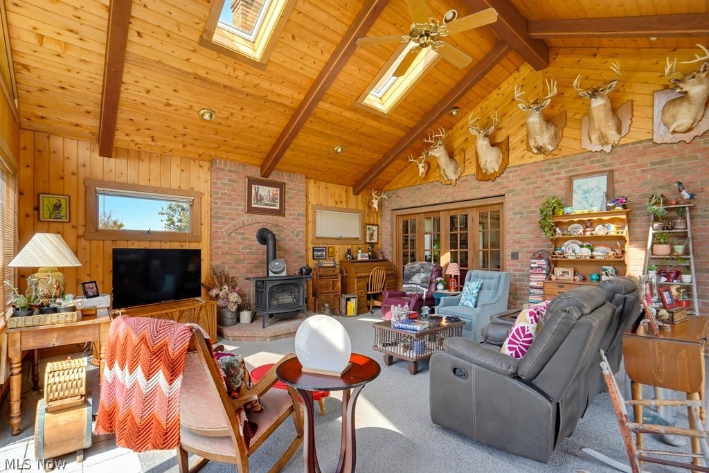 18079 Davis Road Property Photo 9