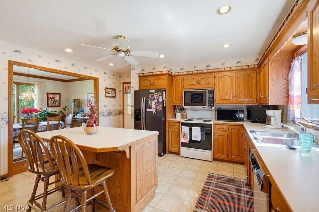 18079 Davis Road Property Photo 17