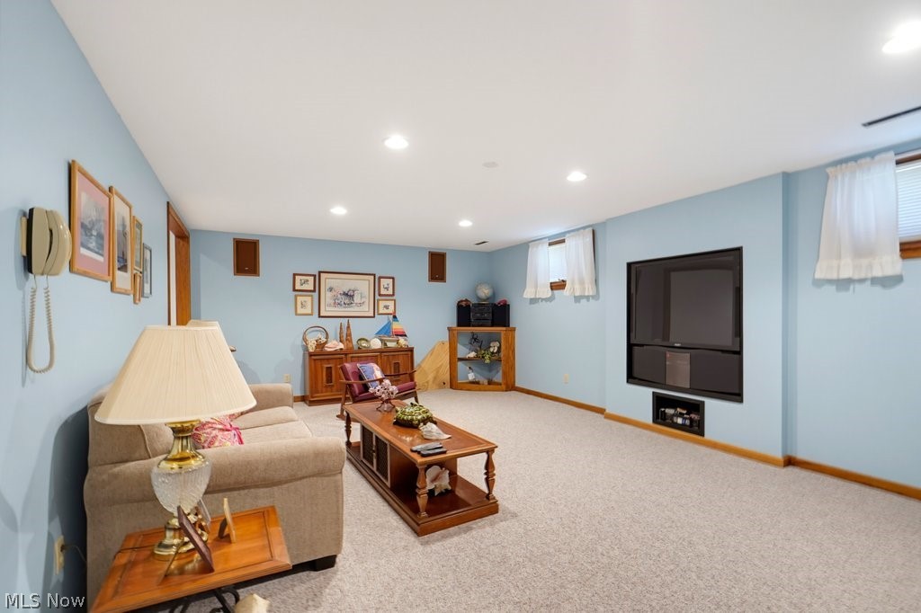 18079 Davis Road Property Photo 30