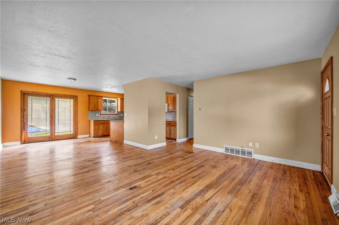 11255 Bobko Boulevard Property Photo 8