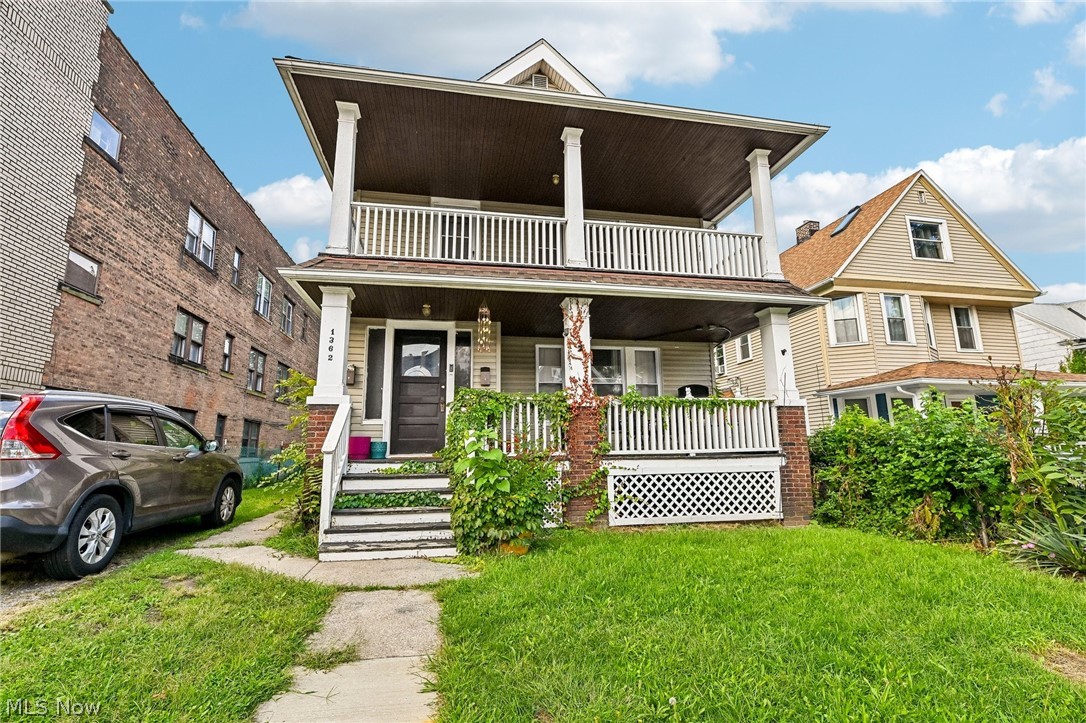 1362 W 93rd Street Property Photo 1