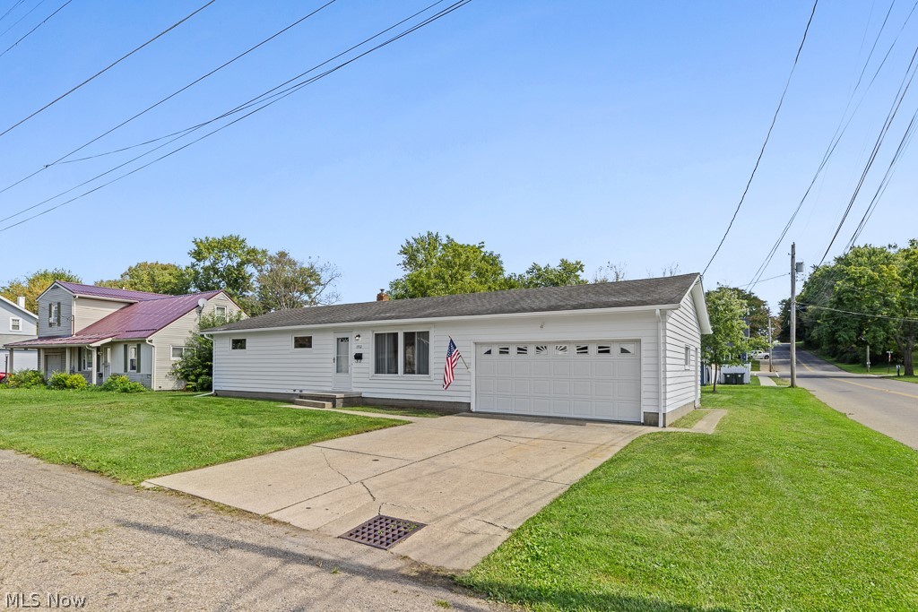 1902 Root Avenue Ne Property Photo 1