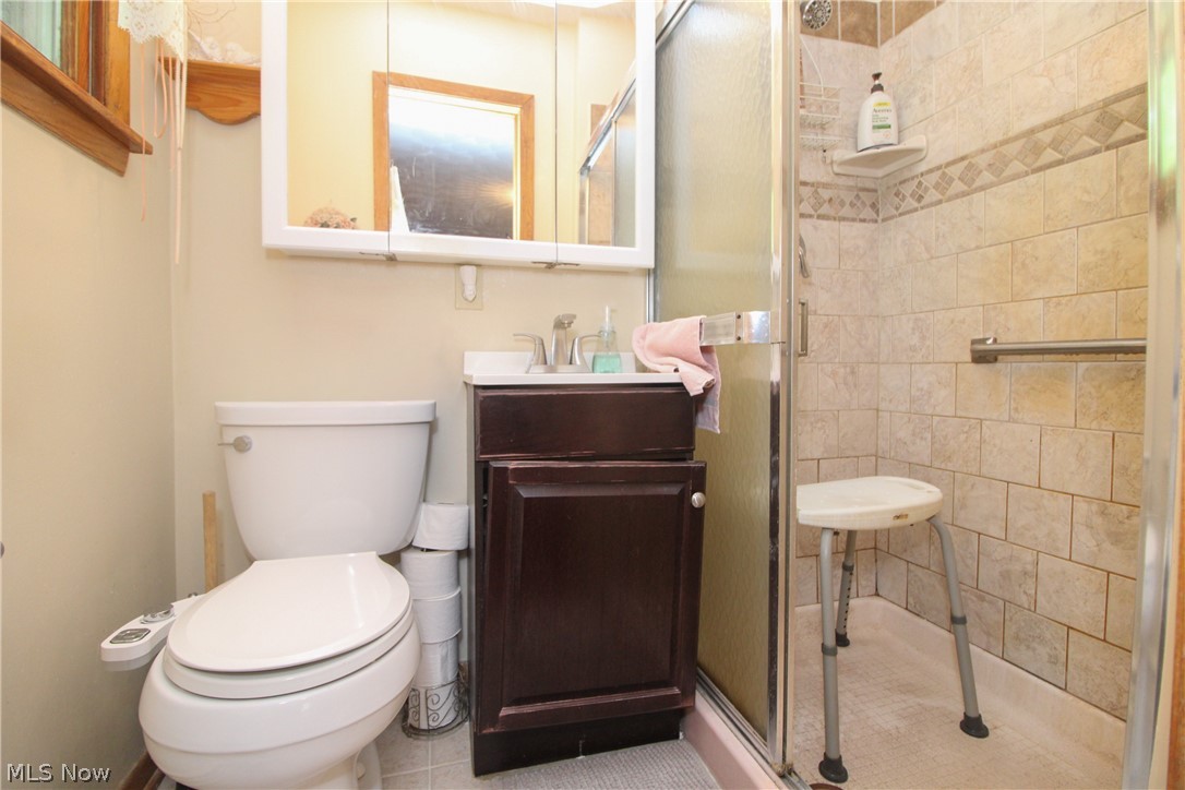 6021 Gault Road Property Photo 18