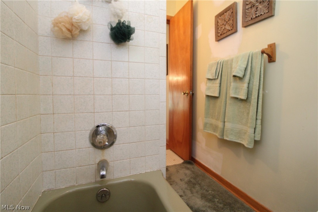 6021 Gault Road Property Photo 24
