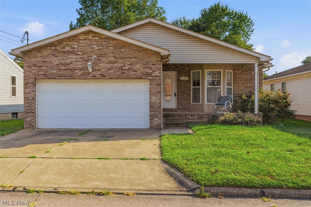 1302 27th Street Property Photo 1
