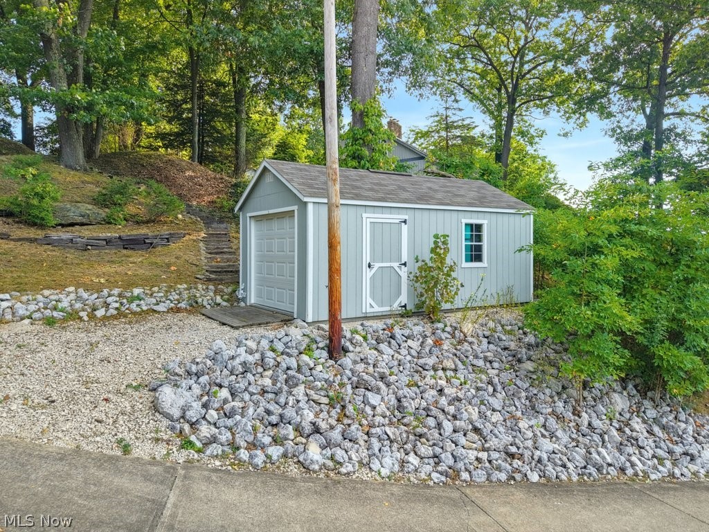 37 Oneida Trail Property Photo 35