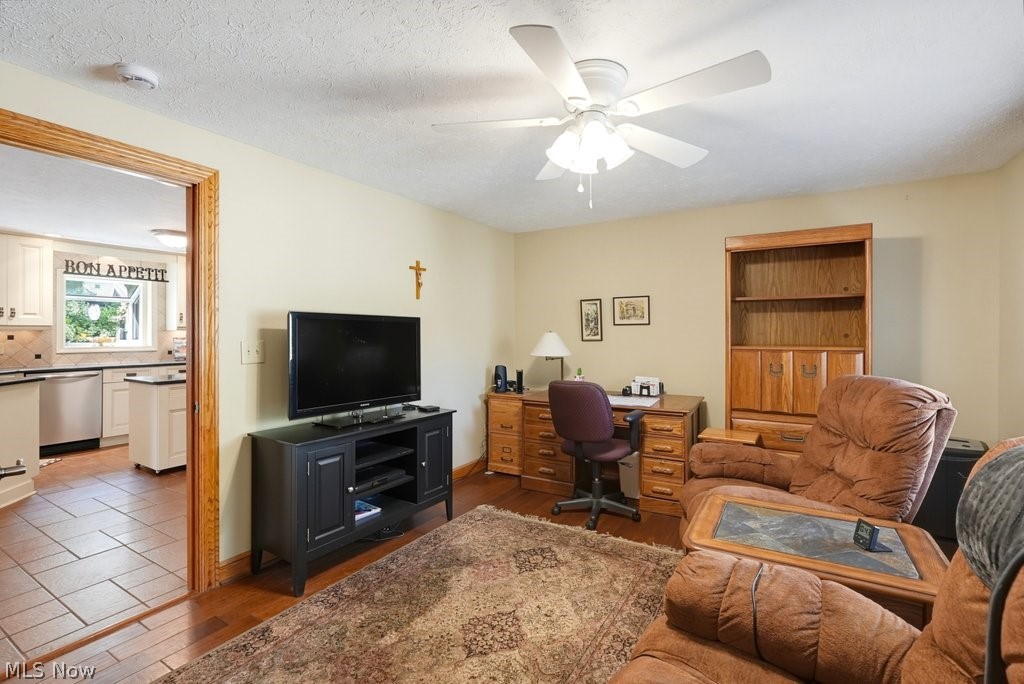 338 W Mohawk Drive Property Photo 32