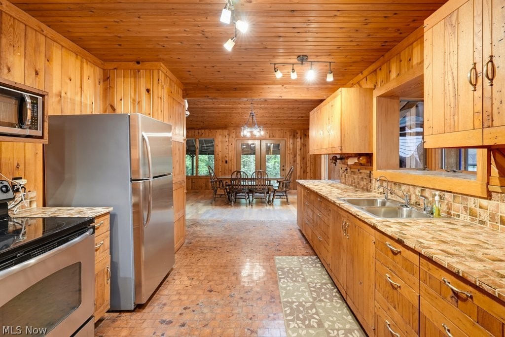 4852 Campbellsport Road Property Photo 25
