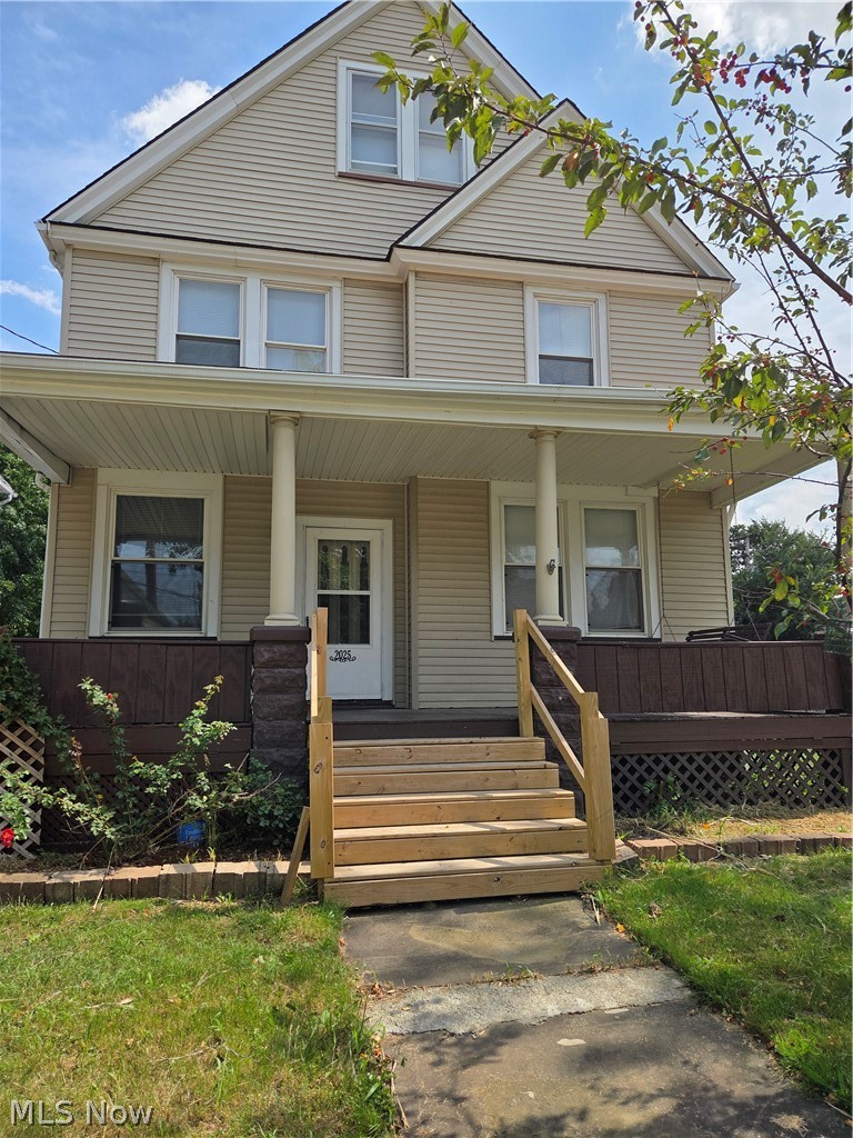 2025 W 100th Street Property Photo 1