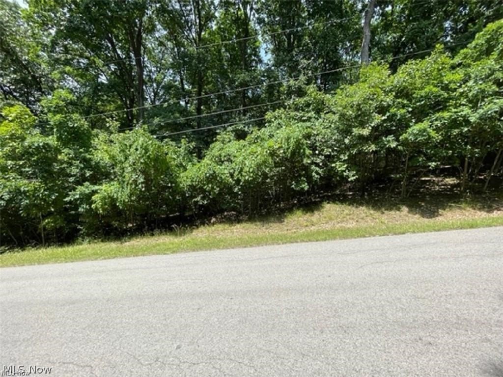 47080 Tomahawk Drive Property Photo 3