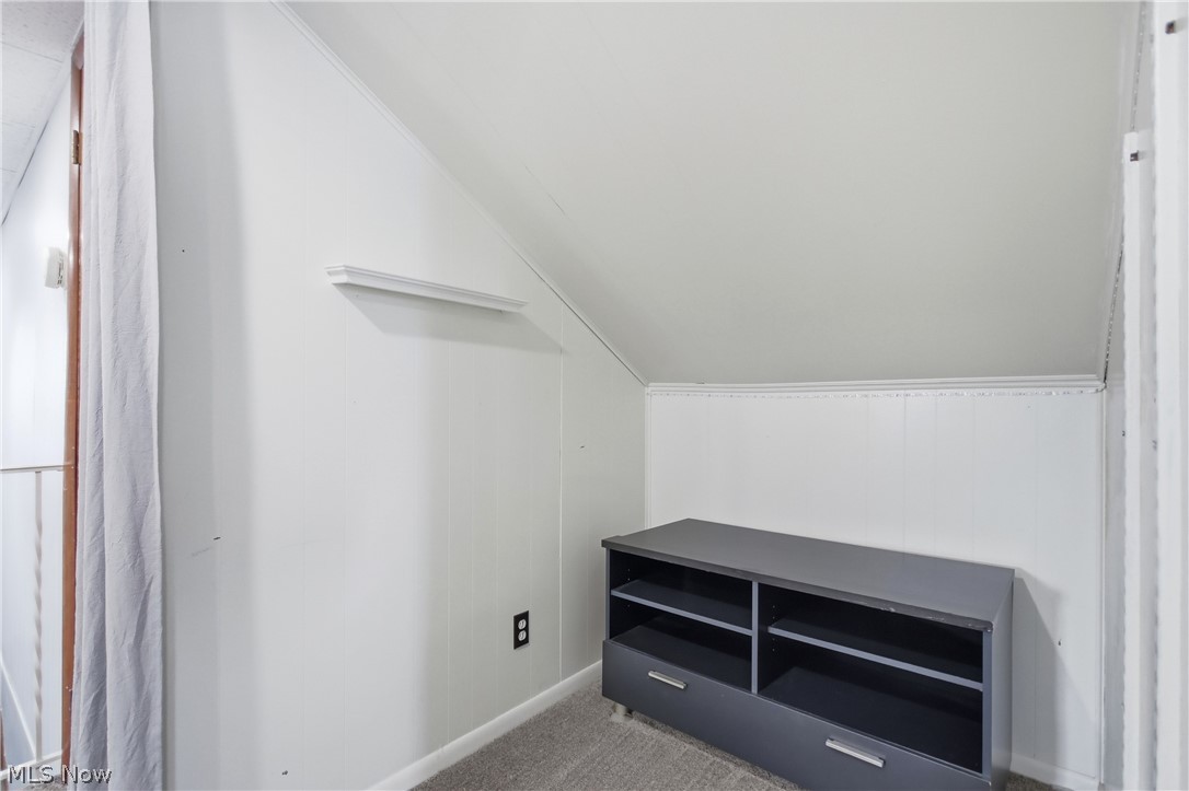 8102 Essen Avenue Property Photo 27
