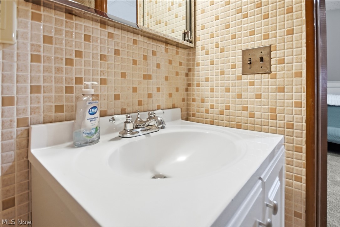 8102 Essen Avenue Property Photo 29