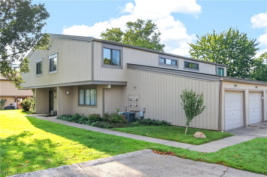 11746 Harbour Light Drive Property Photo 1