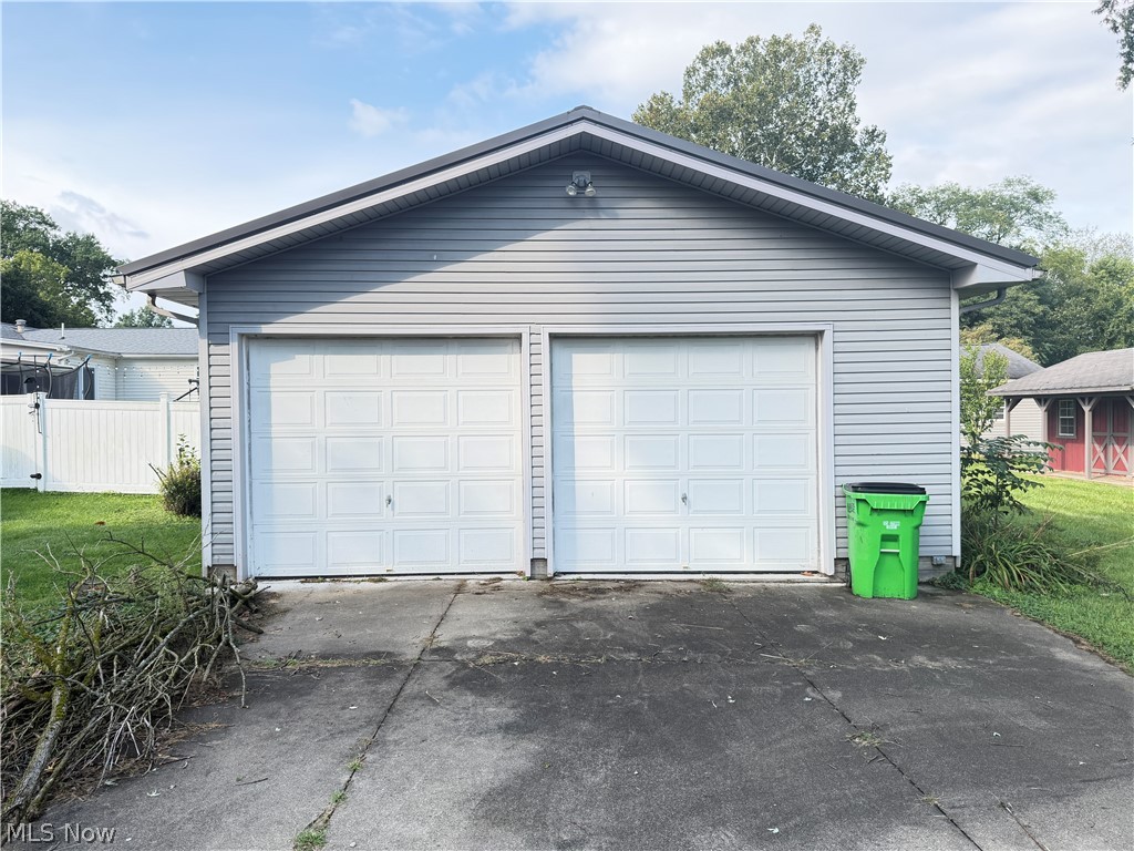 1311 N Walnut Street Property Photo 6
