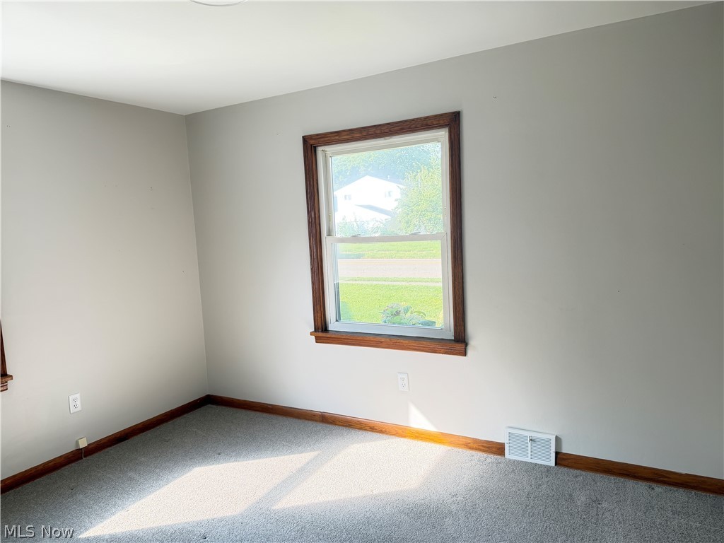 1311 N Walnut Street Property Photo 13