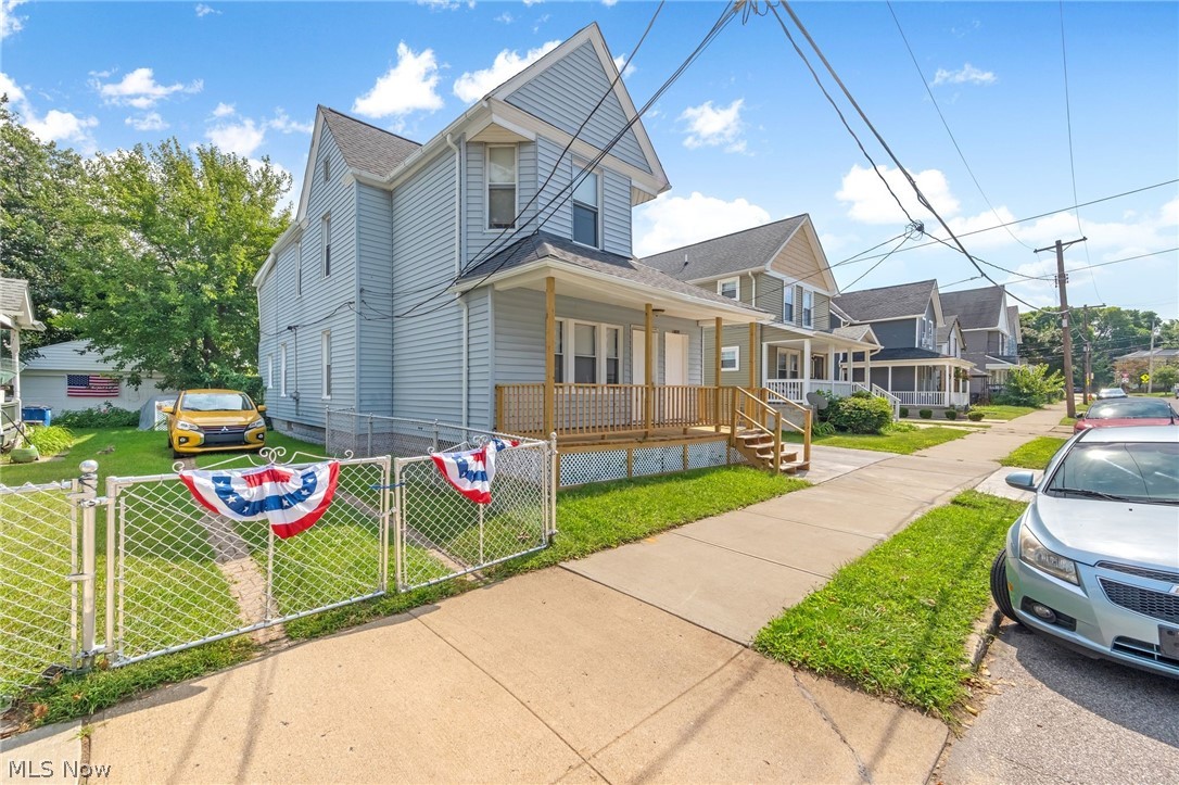 1435 W 50th Street Property Photo 1