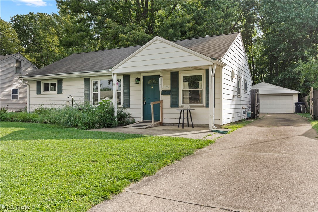369 White Oak Drive Property Photo 1