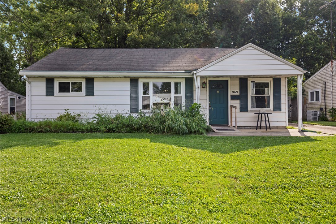 369 White Oak Drive Property Photo 2