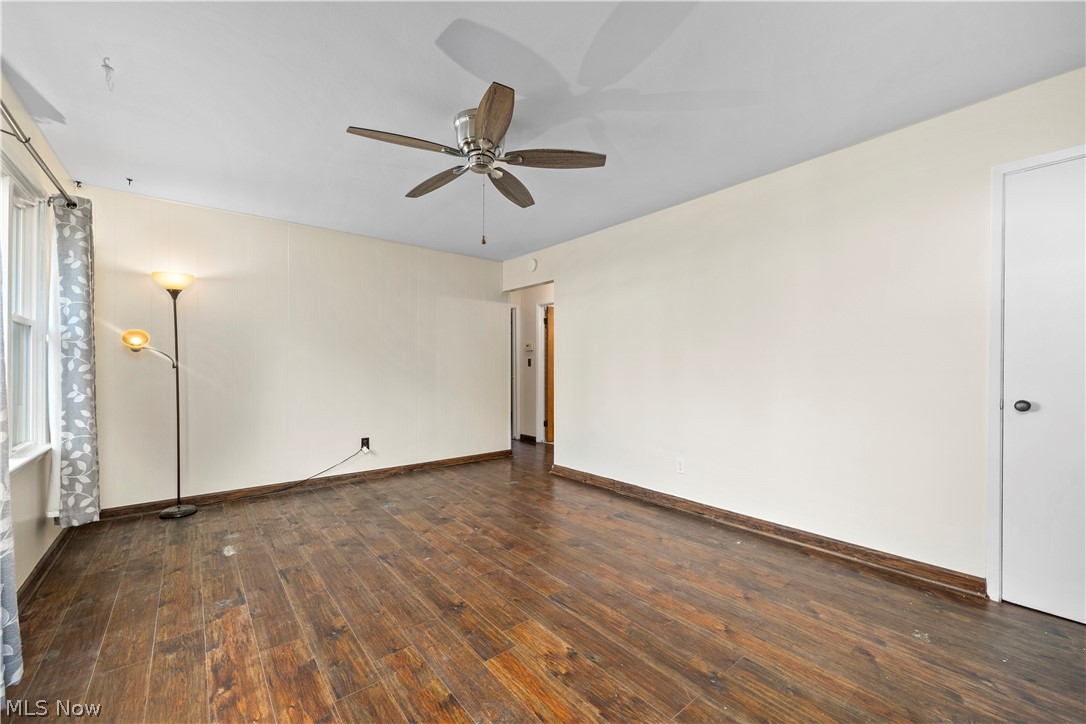 369 White Oak Drive Property Photo 4