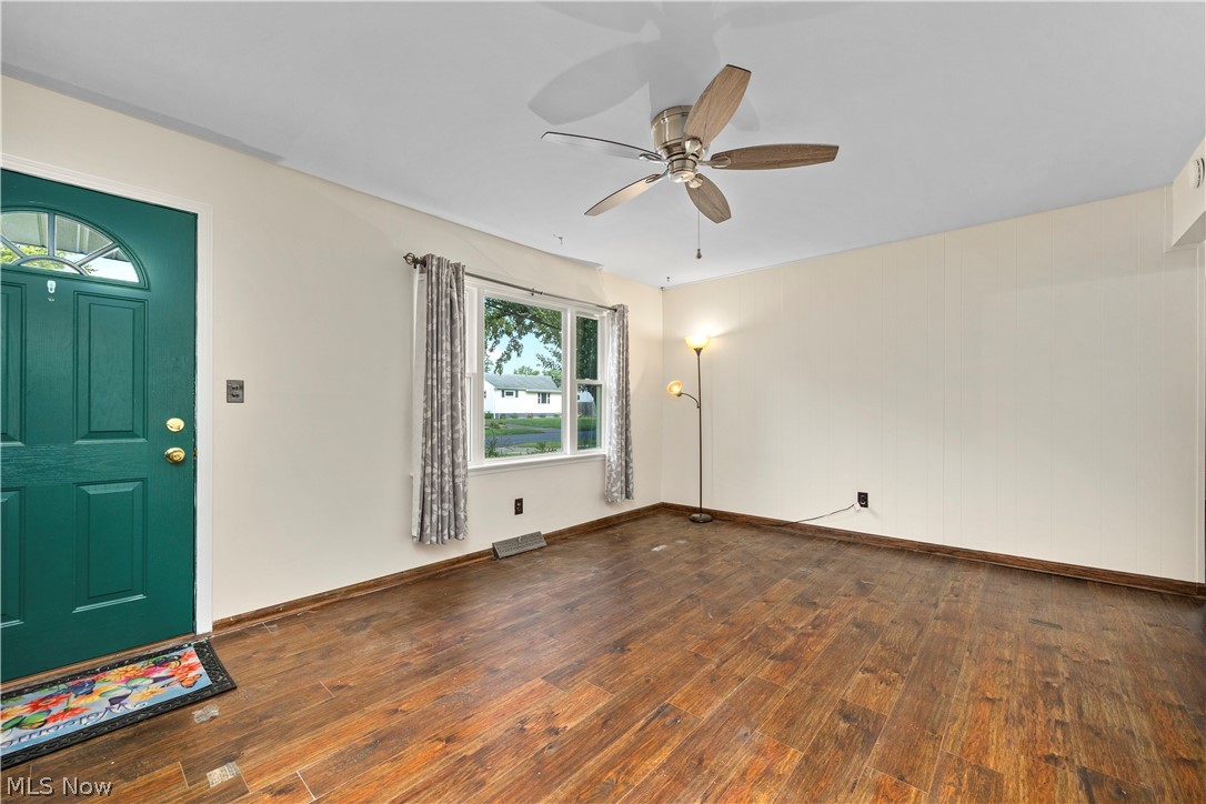 369 White Oak Drive Property Photo 5