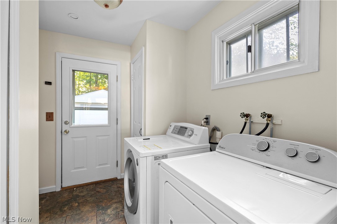 369 White Oak Drive Property Photo 24