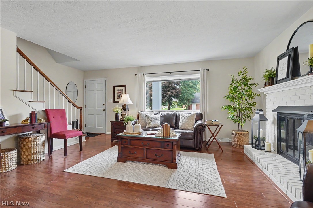 3617-3621 Charring Cross Drive Property Photo 2