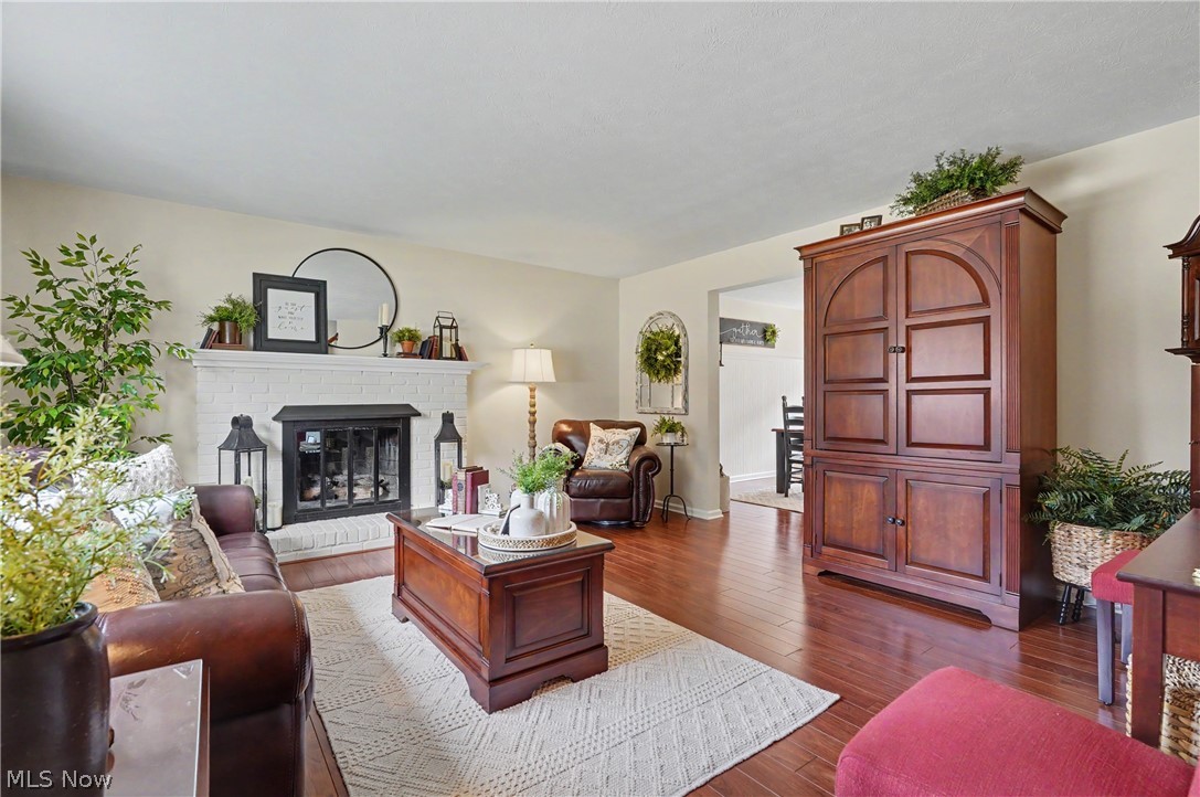 3617-3621 Charring Cross Drive Property Photo 4