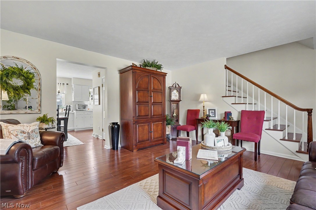 3617-3621 Charring Cross Drive Property Photo 5